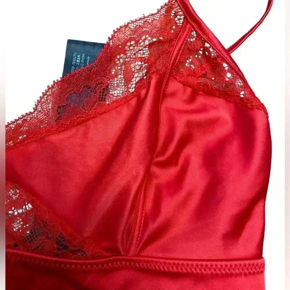NWOT, ZARA, Satin Bralette With  Lace, Large, Red 🫦 - Picture 3 of 9